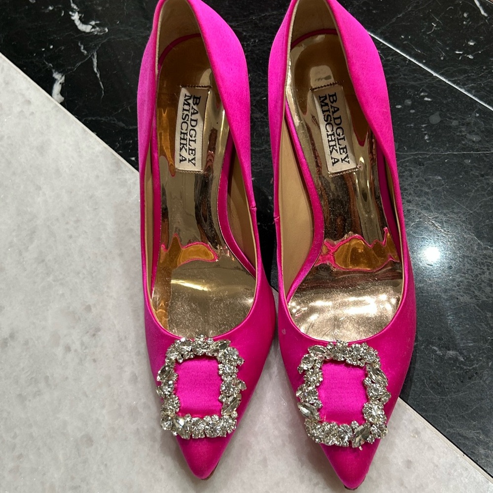Badgley Mischka Pink Satin Women's Shoes